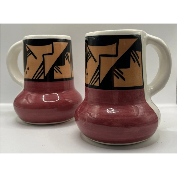 VINTAGE Ute Mountain Pottery Coffee Mugs Set of 2 Tribal Artist Signed 16oz OOAK - Picture 5 of 6
